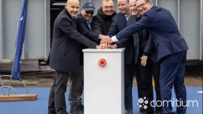 Les équipes d’Oceania Cruises et de Fincantieri réunies au chantier naval de Marghera lors de la pose de la quille d’Oceania Sonata - Photo : Oceania Cruises