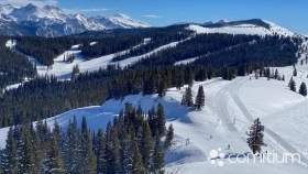 La station des Carroz continue d'accueillir des groupes scolaires ©Depositphotos.com/fashionstock La station des Carroz continue d'accueillir des groupes scolaires ©Depositphotos.com/fashionstock