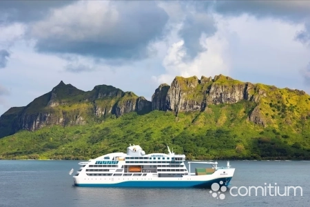 Construit en Chine, l’Aranoa mesurera 116 mètres de long pour 21 mètres de large et pourra accueillir 198 passagers dans 91 cabines, dont 62 avec balcon @Aranui Construit en Chine, l’Aranoa mesurera 116 mètres de long pour 21 mètres de large et pourra accueillir 198 passagers dans 91 cabines, dont 62 avec balcon @Aranui